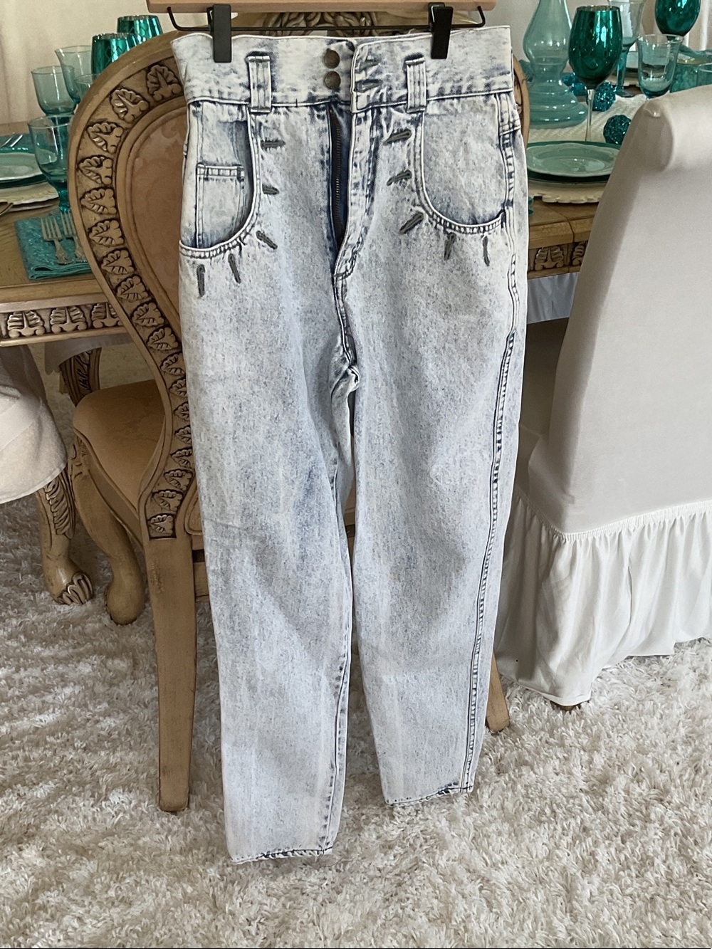 Acid Wash High-Waist Mom Jeans - Light Gray